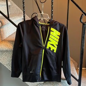 Boys zip up jacket/sweatshirt